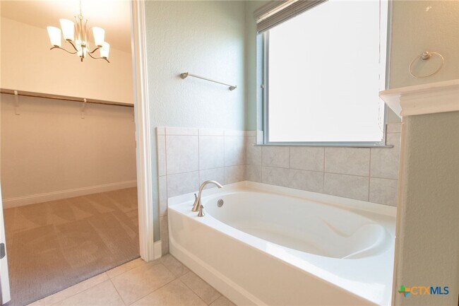 Foto del edificio - 846 Olive Ln