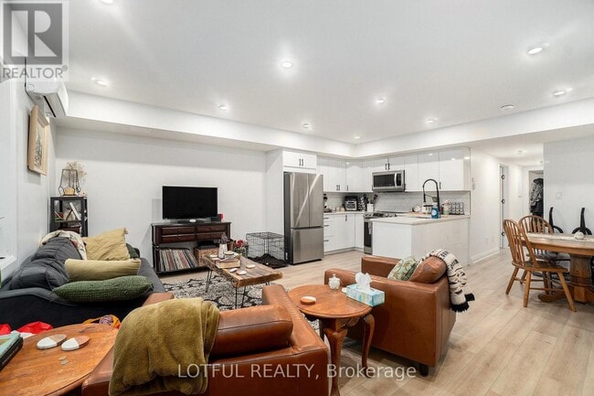 Building Photo - 317 Lincoln Ave