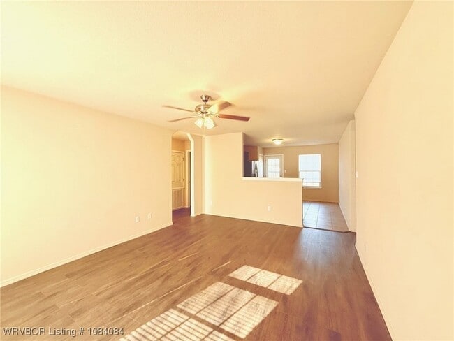 Building Photo - 6614 Huntington Ct