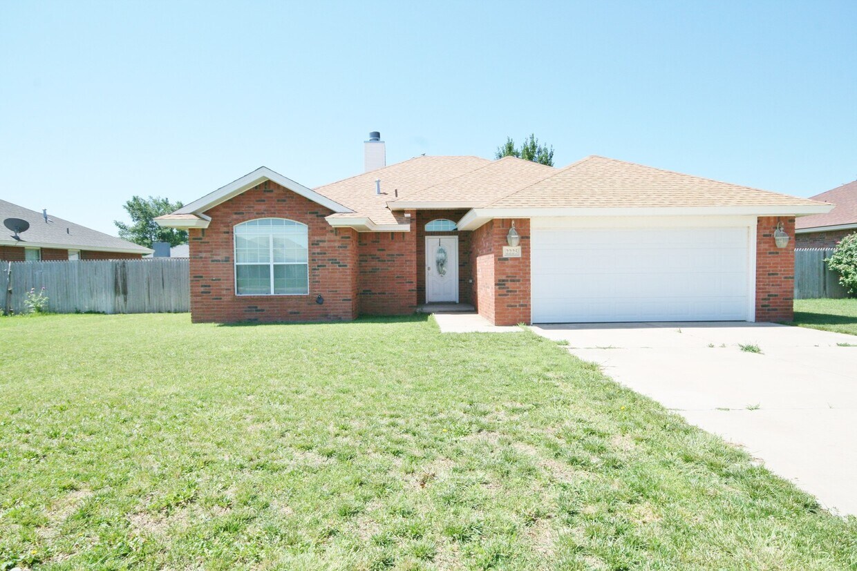 Primary Photo - Perfect for you 3 Bed Home! Mesa School Di...