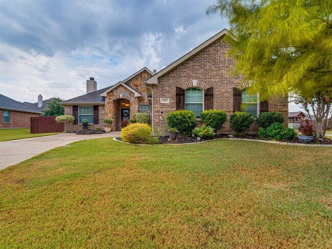 Foto del edificio - 233 Lawson Farms Dr