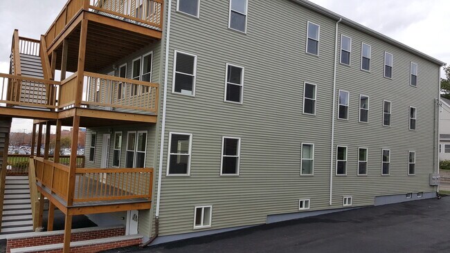 View of decks. - 375 Crescent Ave