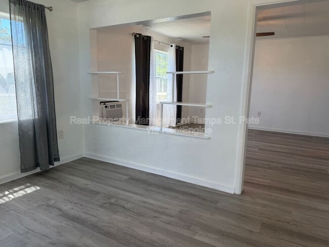 Building Photo - 6900 Miami St