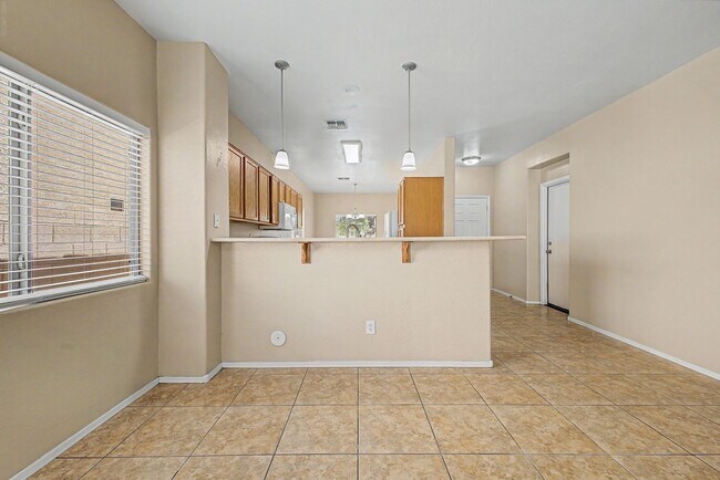 Foto del edificio - Beautiful Single-Level 3 Bedroom, 2 Bathroom Home in Maricopa