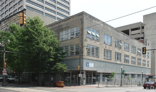 Building Photo - Radio Center Flats