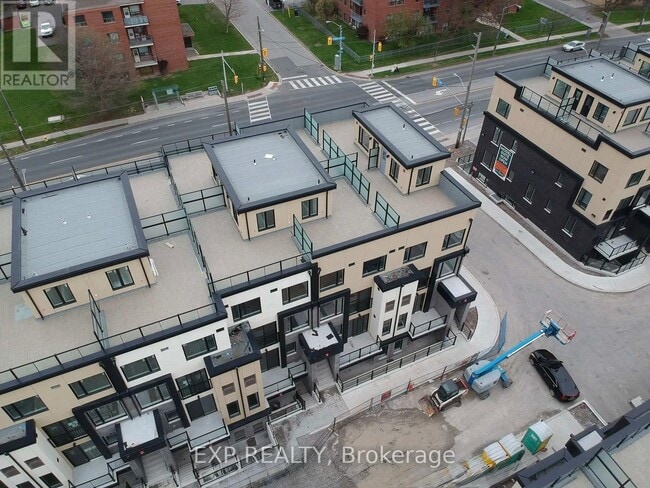 Building Photo - 1650 Victoria Park Ave