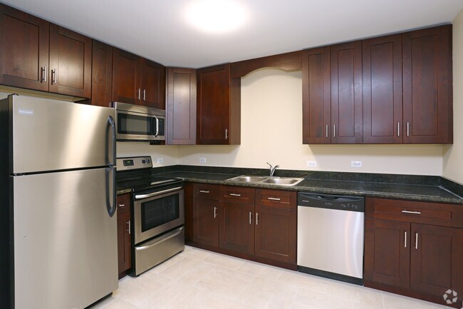1HAB, 1BA - 840SF - Cocina - Brentwood on the Pond