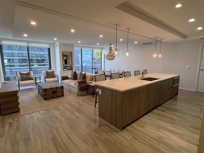 Foto del edificio - 801 S Miami Ave