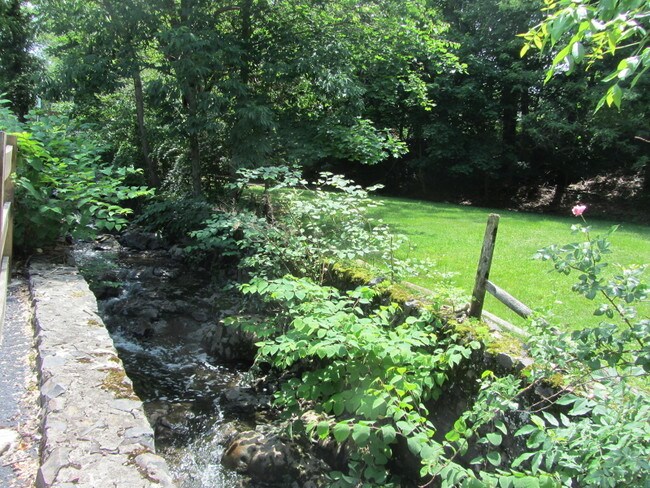 Foto del edificio - 54 Park Ave