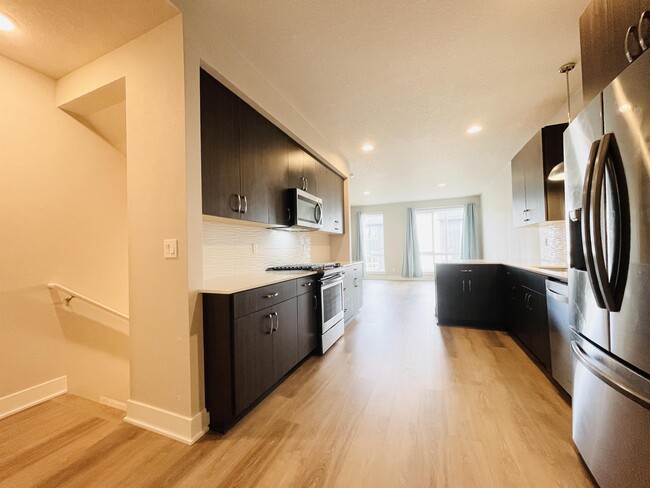 Building Photo - 17153 SW Woodpecker Ln