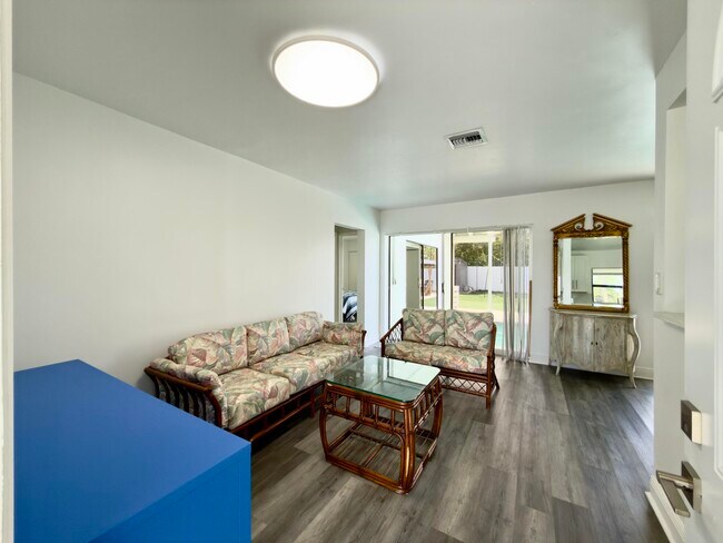 Foto del edificio - 210 Ocean Pkwy