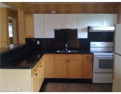 Foto del edificio - 3 br, 2 bath House - 6201 Broadview Blvd