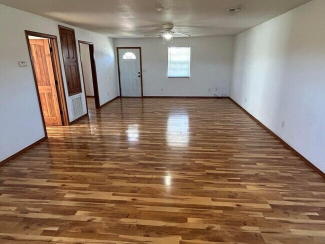 Foto del edificio - 18717 Kokomo Ln