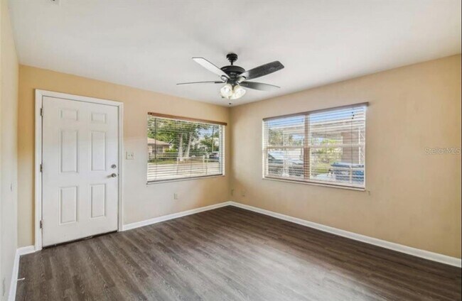 Building Photo - 3408 W St Conrad St