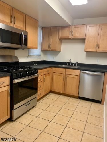 Building Photo - 71 Dr Martin Luther King Jr Blvd