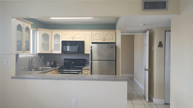 Foto del edificio - 6225 SW 131st Ct
