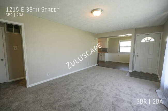 Foto del edificio - 1215 E 38th St