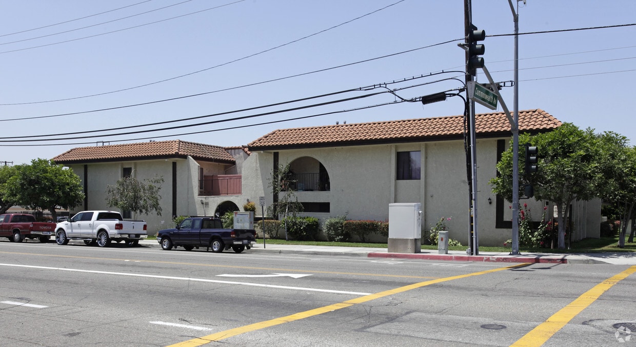 Primary Photo - Cornerstone Apartments