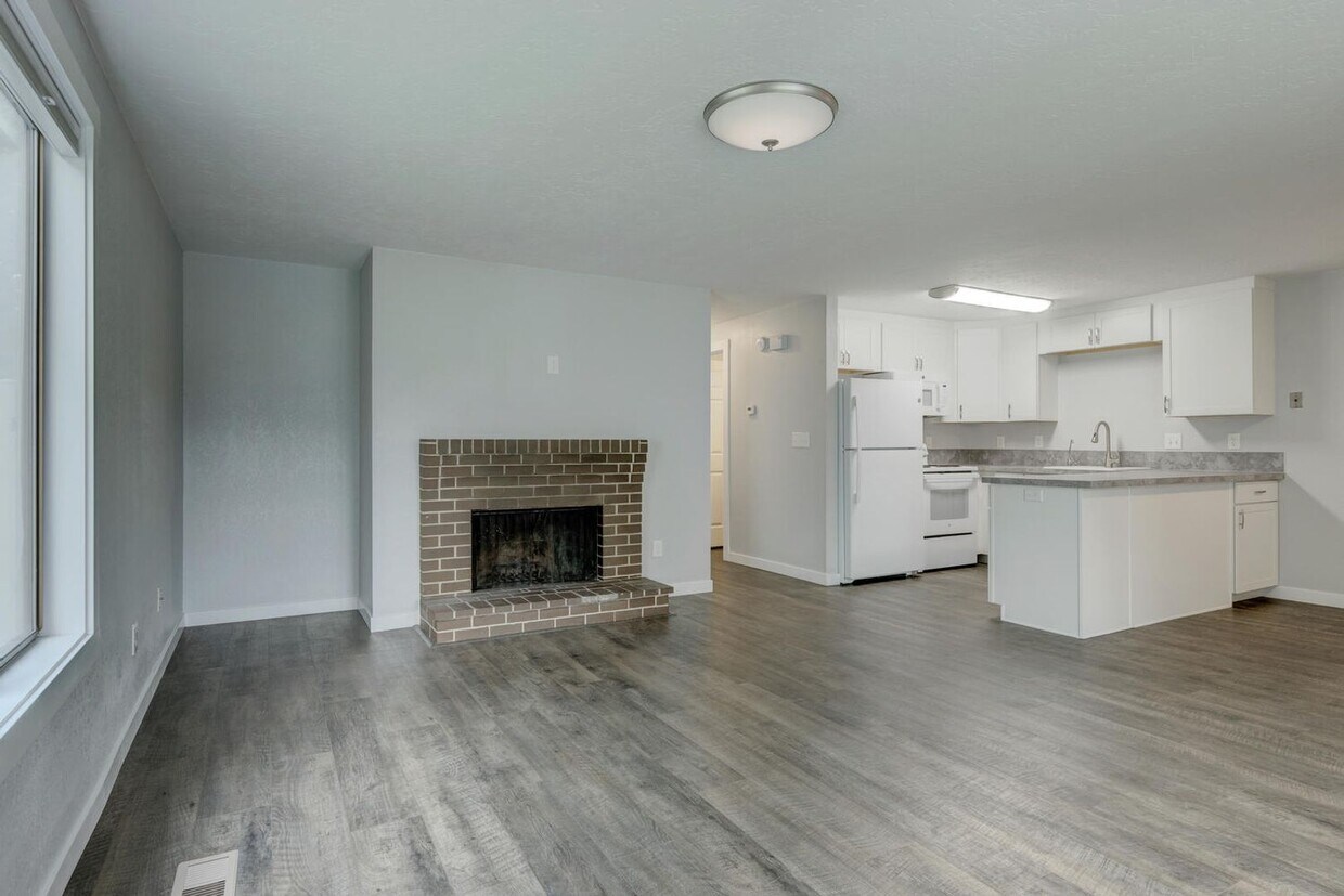 Primary Photo - Completely Remodeled 2 bedroom Duplex with...