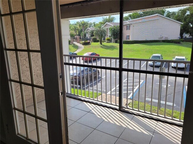 Foto del edificio - 155 N Pearl Lake Causeway