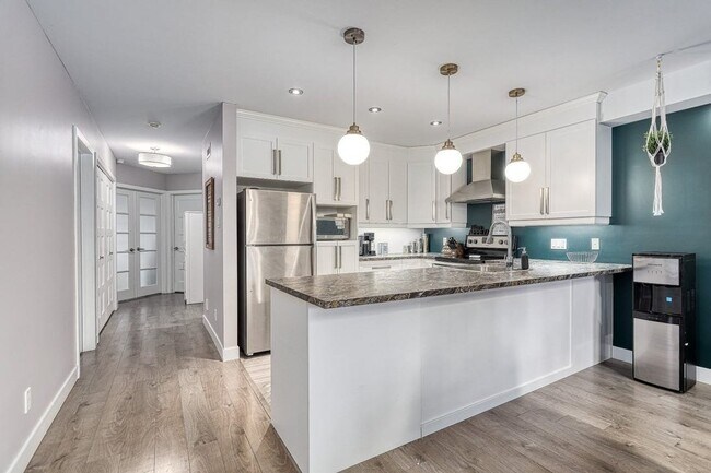 Foto del edificio - 1424 Bliss Ave