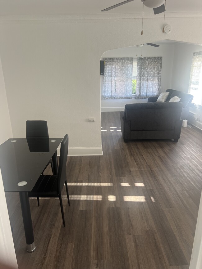 dining area with futon - 1520 15th Ave