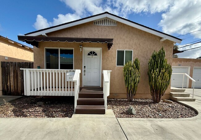 Foto del edificio - Cottage Home in Normal Heights! Conveniently offers A/C, in Unit Washer/Dryer, Assigned Parking P...