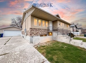 Building Photo - 3140 S 3200 W