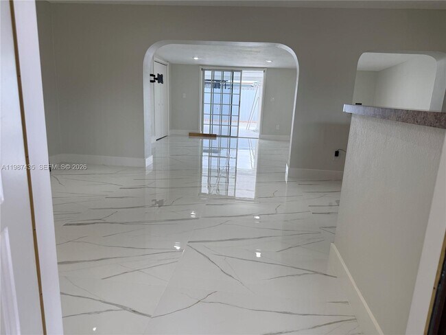 Foto del edificio - 11602 NW 58th Ave