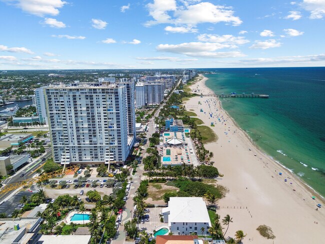 Foto del edificio - 111 Briny Ave