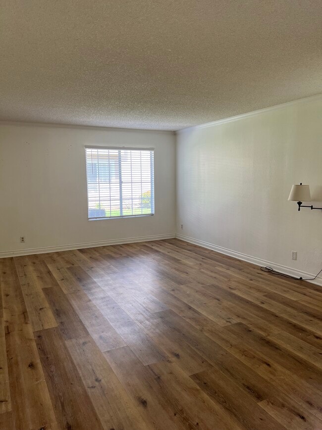 Living Room - 22 Greenfield