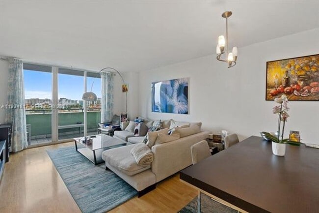 Foto del edificio - 90 Alton Rd