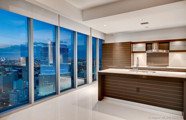 Foto del edificio - 200 Biscayne Blvd Way
