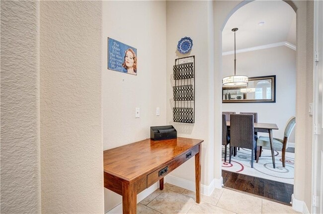 Building Photo - 12407 Altamira St