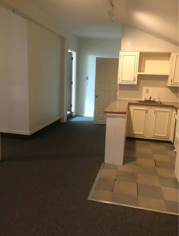 Foto del edificio - 748 Calef, 3