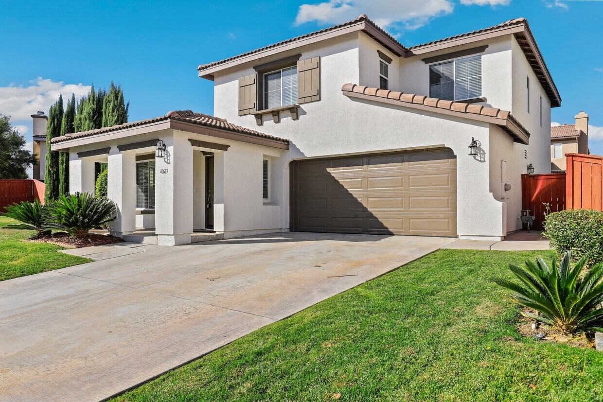 Primary Photo - 40663 La Salle Pl