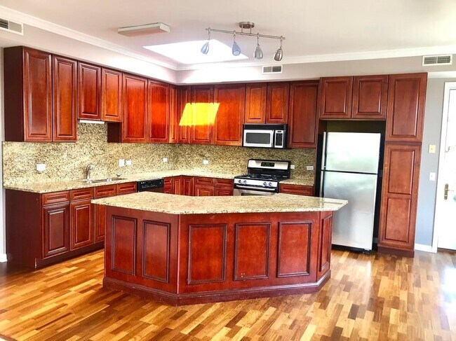 Foto del edificio - 5036 W Pensacola Ave