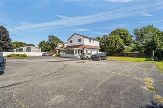 Building Photo - 1041 Atwood Ave