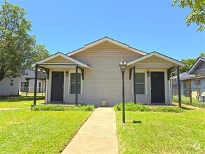 Building Photo - 508 N Lamar St