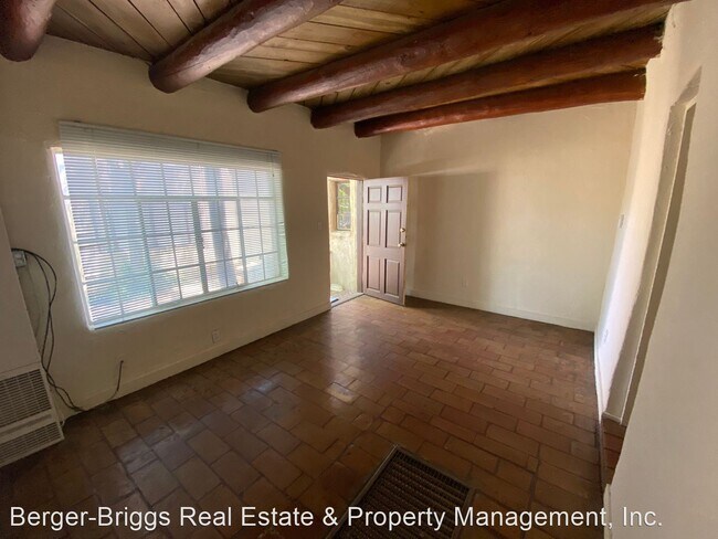 Foto del edificio - 1310 Dr Martin Luther King Jr Ave NE