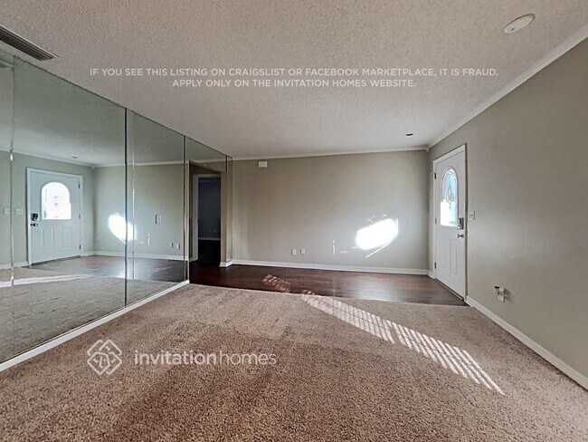 Foto del edificio - 1223 Lornewood Dr