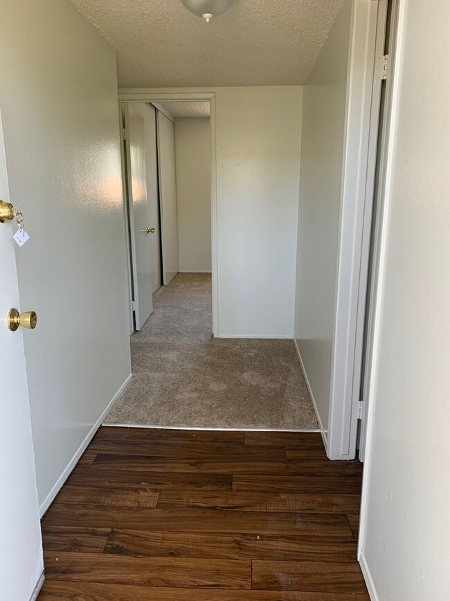 Interior Photo - Mohawk Gardens