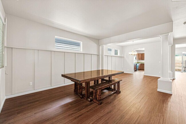 Foto del edificio - Fully Furnished 5-Bedroom Horizon Pointe H...