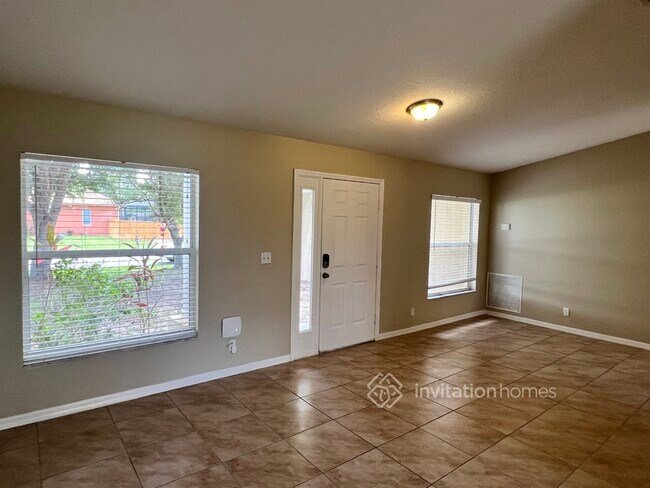 Building Photo - 2009 SW Fears Ave