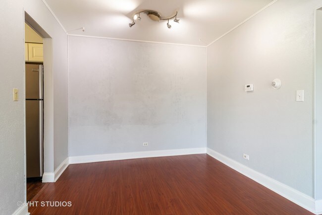 Building Photo - 6239 Gold Cir