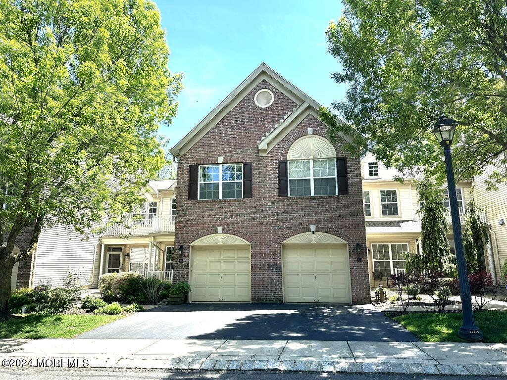 46 Poplar Ln, Holmdel, NJ 07733 Condo for Rent in Holmdel, NJ