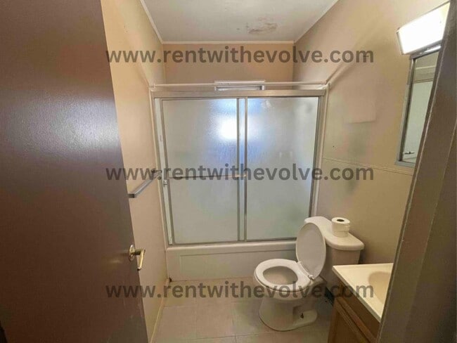 Foto del edificio - 225 S Angle St