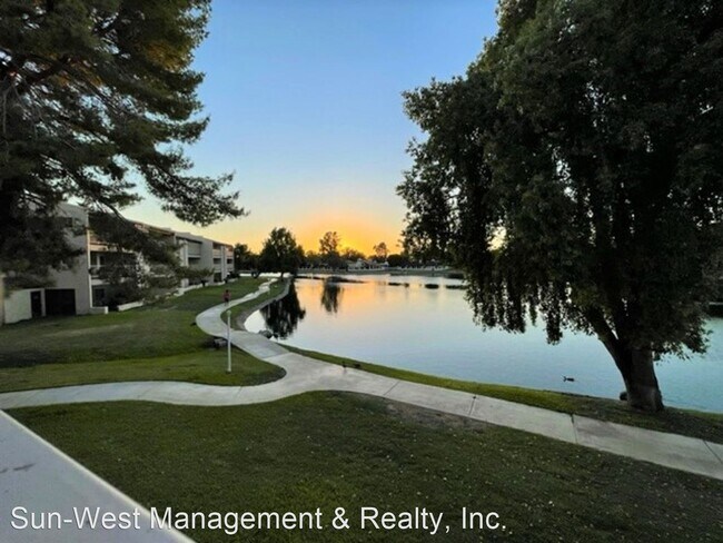Building Photo - 2 br, 2 bath House - 11040 N. 28th Drive U...