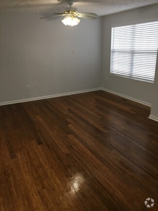 Building Photo - 10 IRONSTONE CT #K