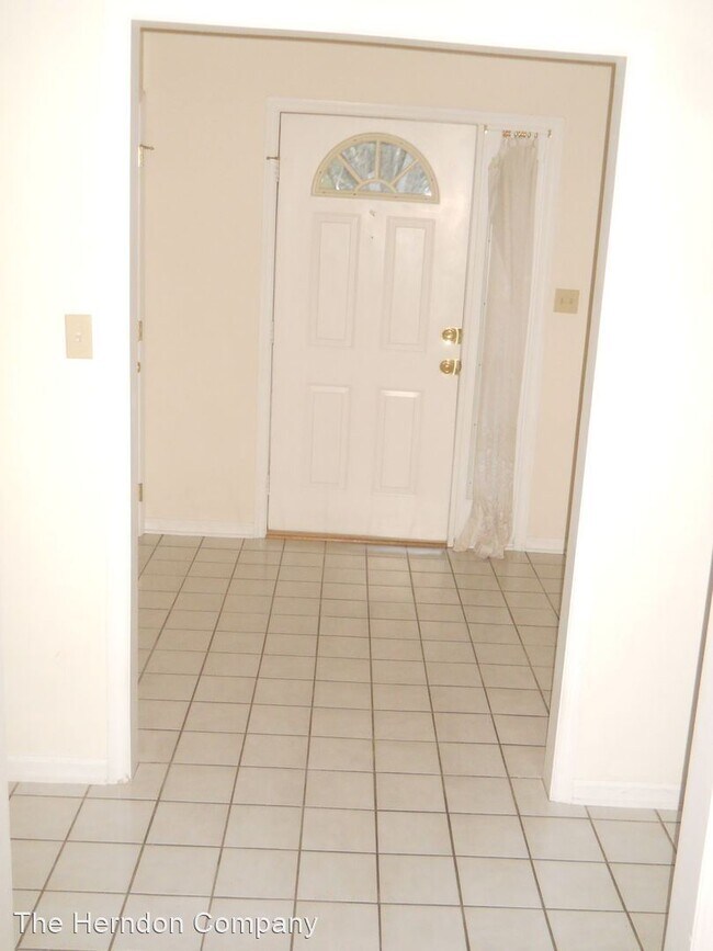 Foto del edificio - 3 br, 2 bath House - 5021 Pearl Davis Road